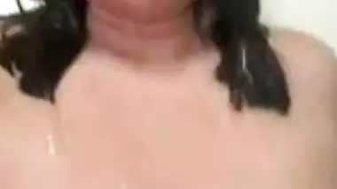 Posh girlfriend nude bath with hot facial expression