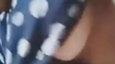 Bangladeshi girl showing big boobs live