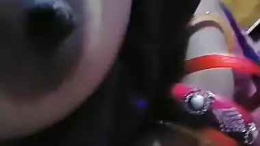 Desi bhabi showing boobs nipple video call with husband