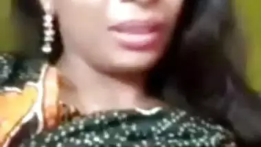 Horny cute Indian girl naked fingering video call