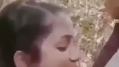 Lovely Desi XXX girl gives a hot blowjob outdoors till her boyfriend cum MMS