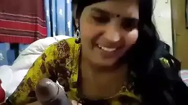 Bhabhi trying dick sucking fsidesi latest video