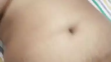 Married Bengali bhabhi pussy fingering viral MMS