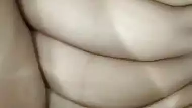 HD chudai MMS of a guy fucking his sexy babe like a beast