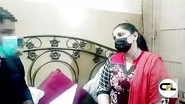 Lusti Pakistani Boss Playing His Secretarys Big Boobs