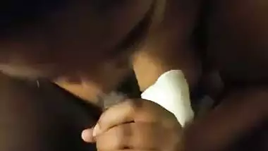 Chennai girl sucks dick and gets fuck in Tamil sex video