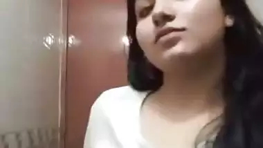 Tanker bhabhi video making of her going topless