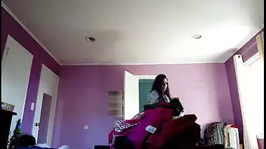 Spying on matured desi aunty dressing in bedroom