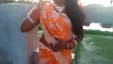 Devar Bhabhi XXX sex videos | Devar tried to flirt with Bhabhi mistakenly chacha were at home | full HD hindi sex video with hindi audio