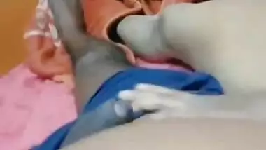 Desi Bhabhi Boobs Pressing