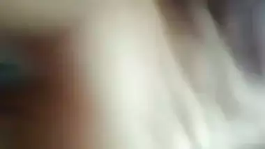 Local lovers from Srilanka fucking inside auto rickshaw