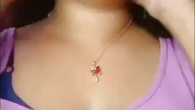 Chubby bhabhi striptease big boobs and pussy show