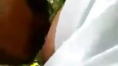 Muslim girl outdoor sex MMS video scandal