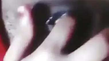 Village bhabhi fingering