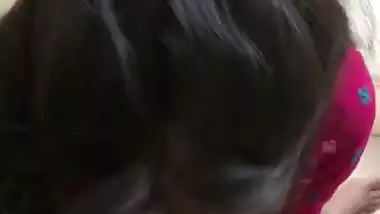 Desi Bhabhi gives a desi blowjob to fuck in the doggy style