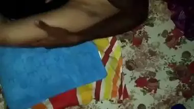 Desi man bangs his wife hard in Bangla chuda chudi